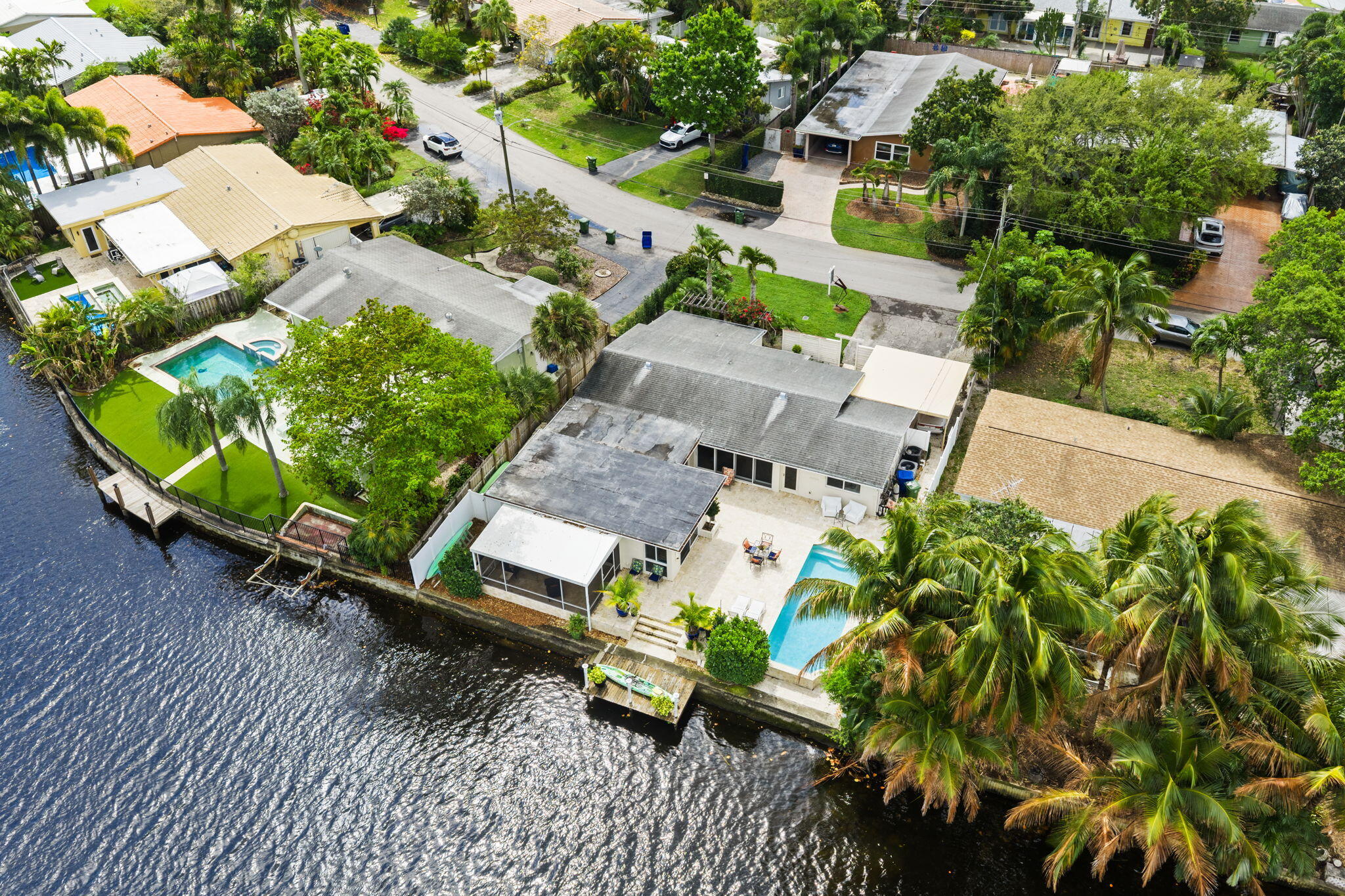 TROPICAL MANORS ADD 26 - Residential