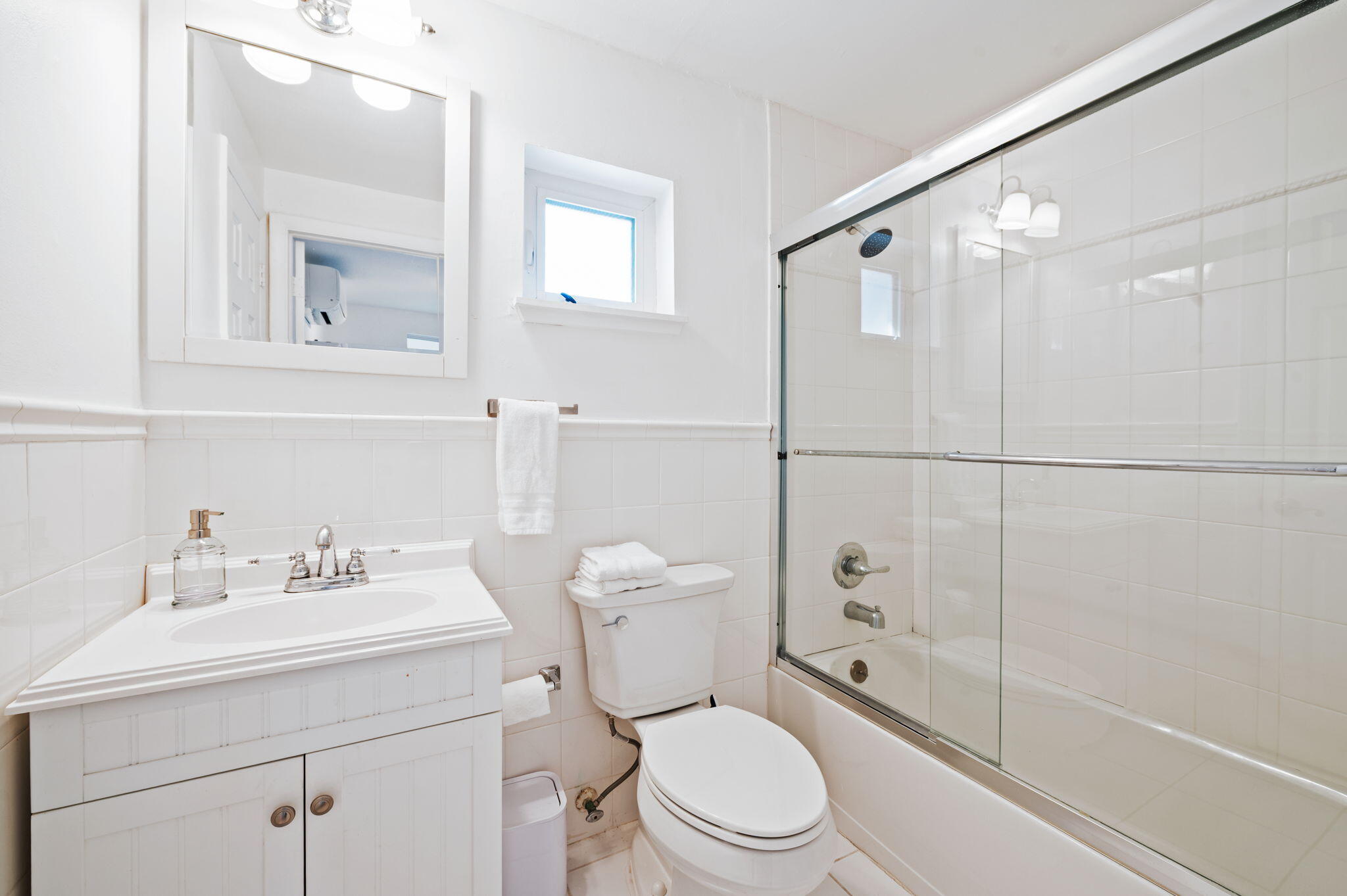 TROPICAL MANORS ADD 26 - Residential