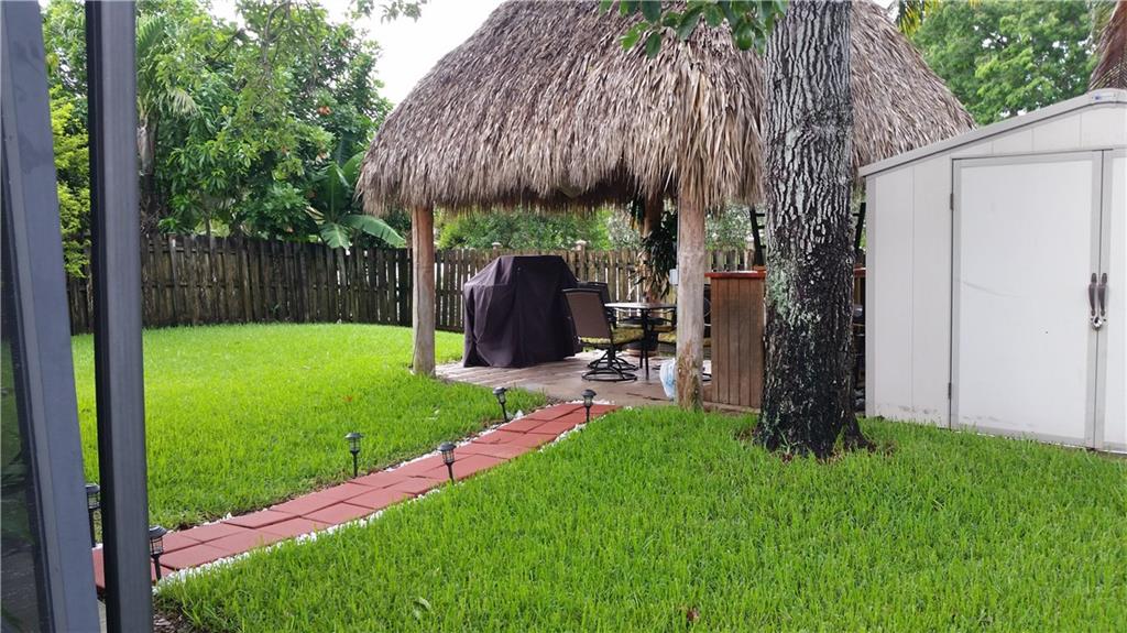 North Lauderdale Village - Residential