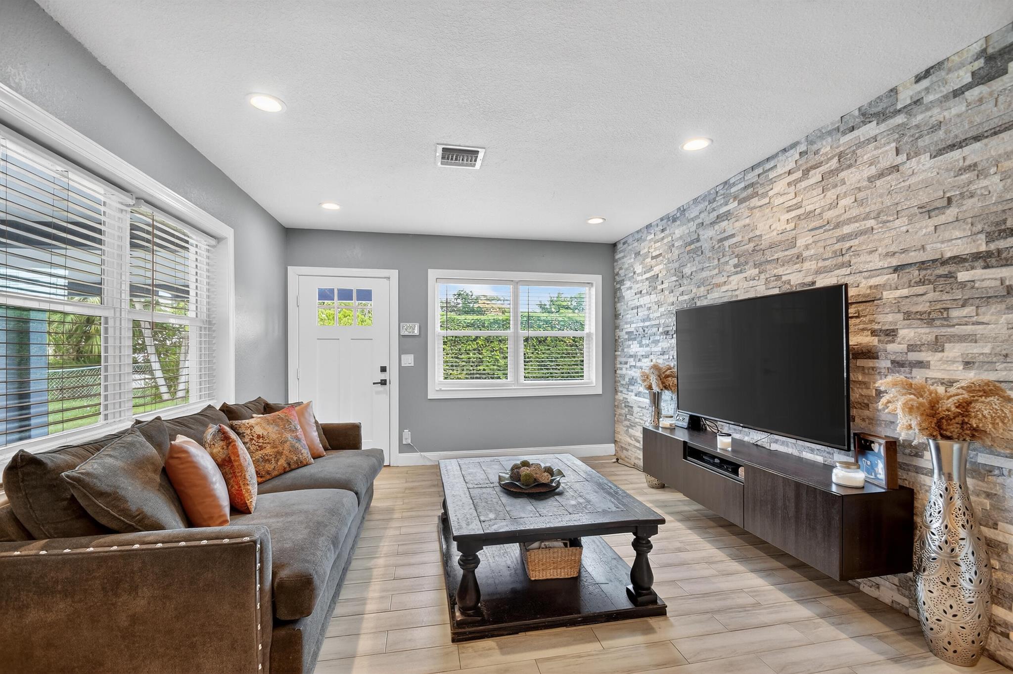 NORTHMORE ADD - Residential