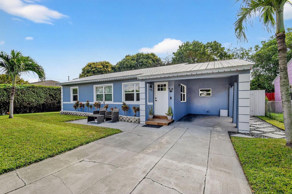 Photo of 814 44th Street, West Palm Beach, FL 33407 (MLS # R11147997)