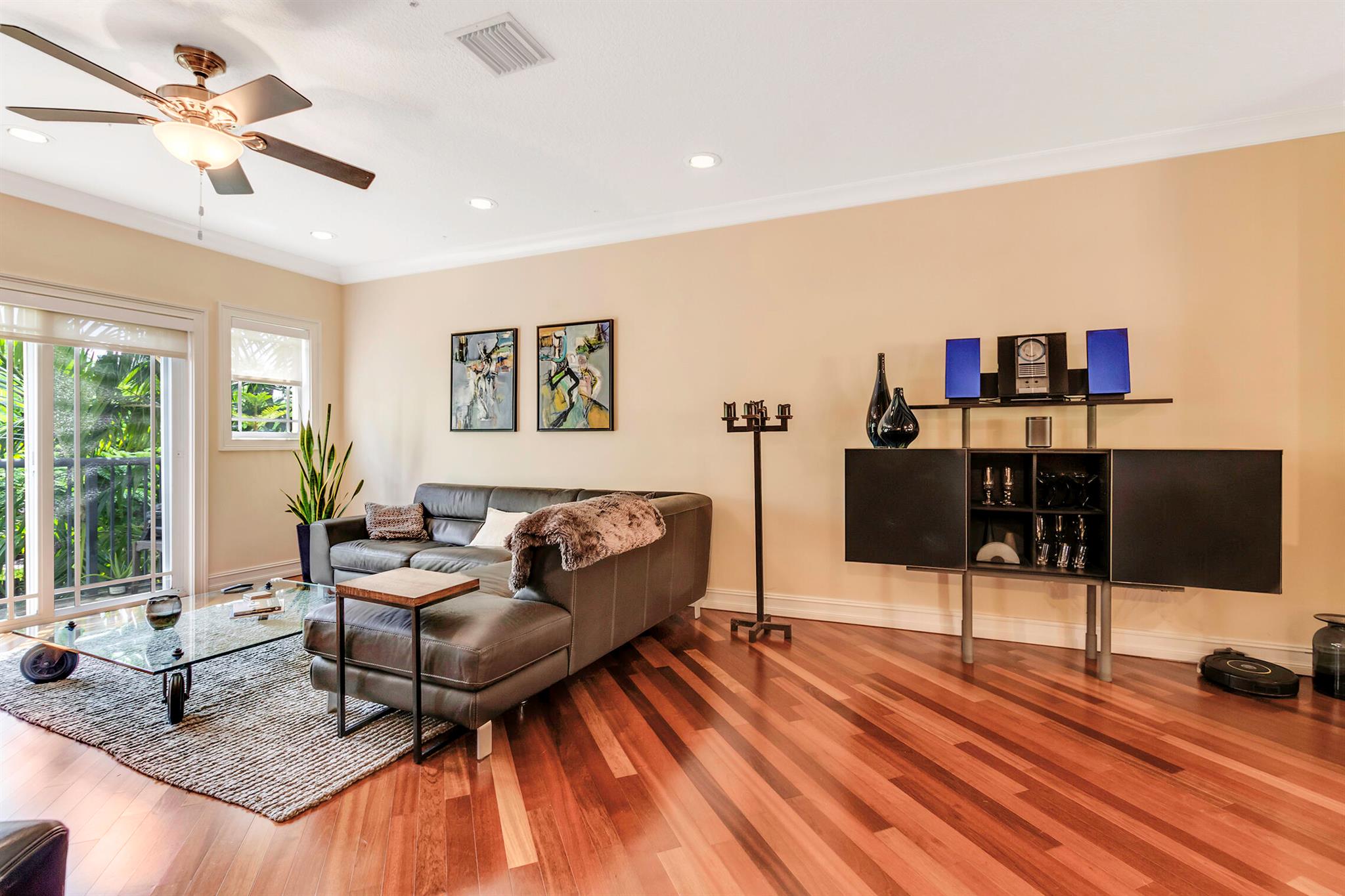 KINGDOM VILLAS - Residential