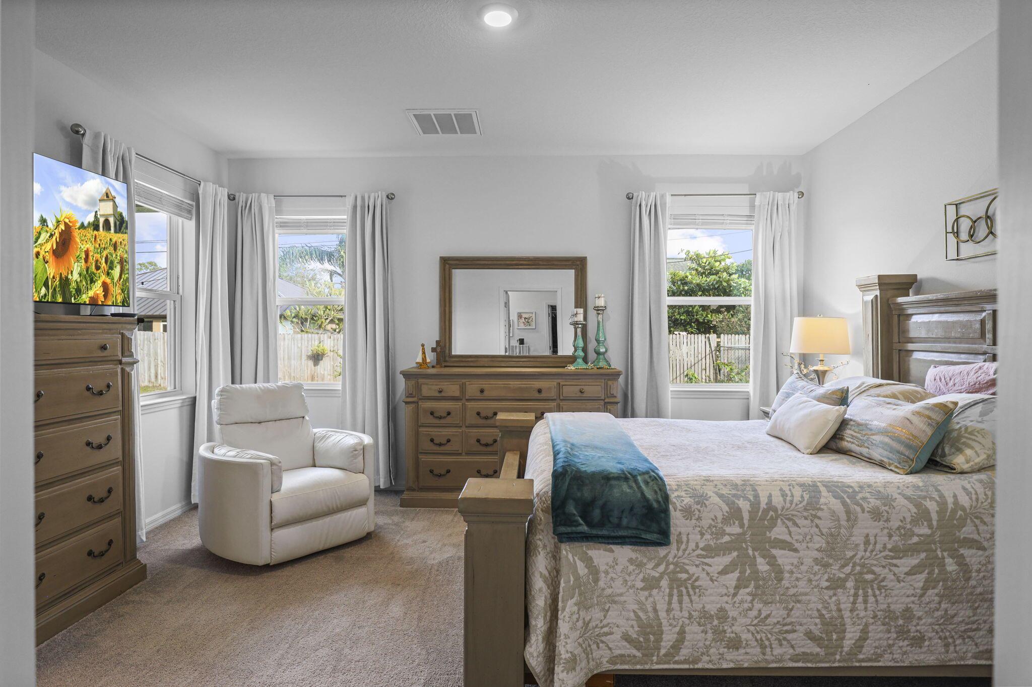 PORT ST LUCIE SECTION 33 - Residential