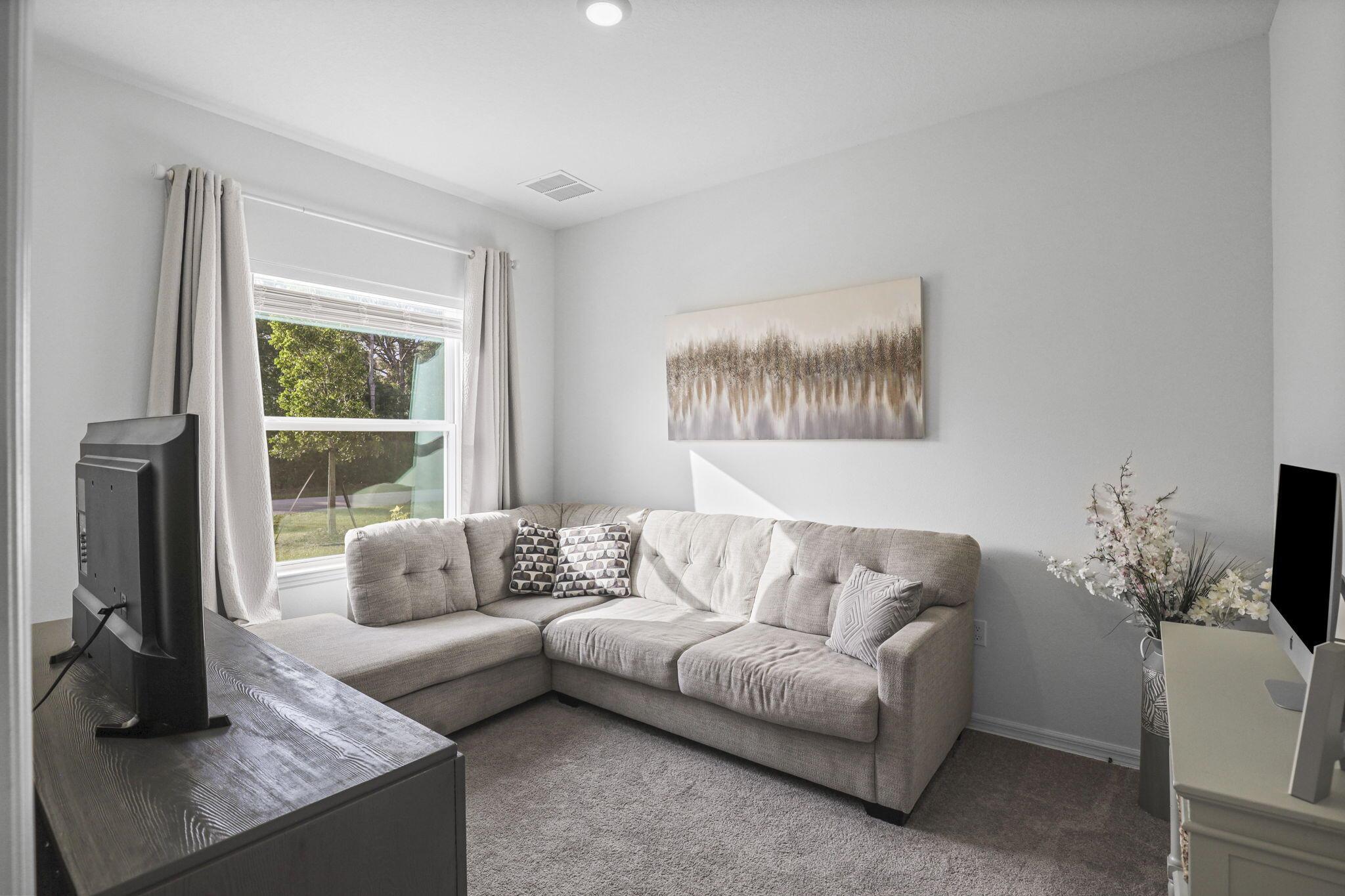 PORT ST LUCIE SECTION 33 - Residential