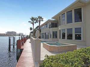 CARIBBEAN KEYS - Residential