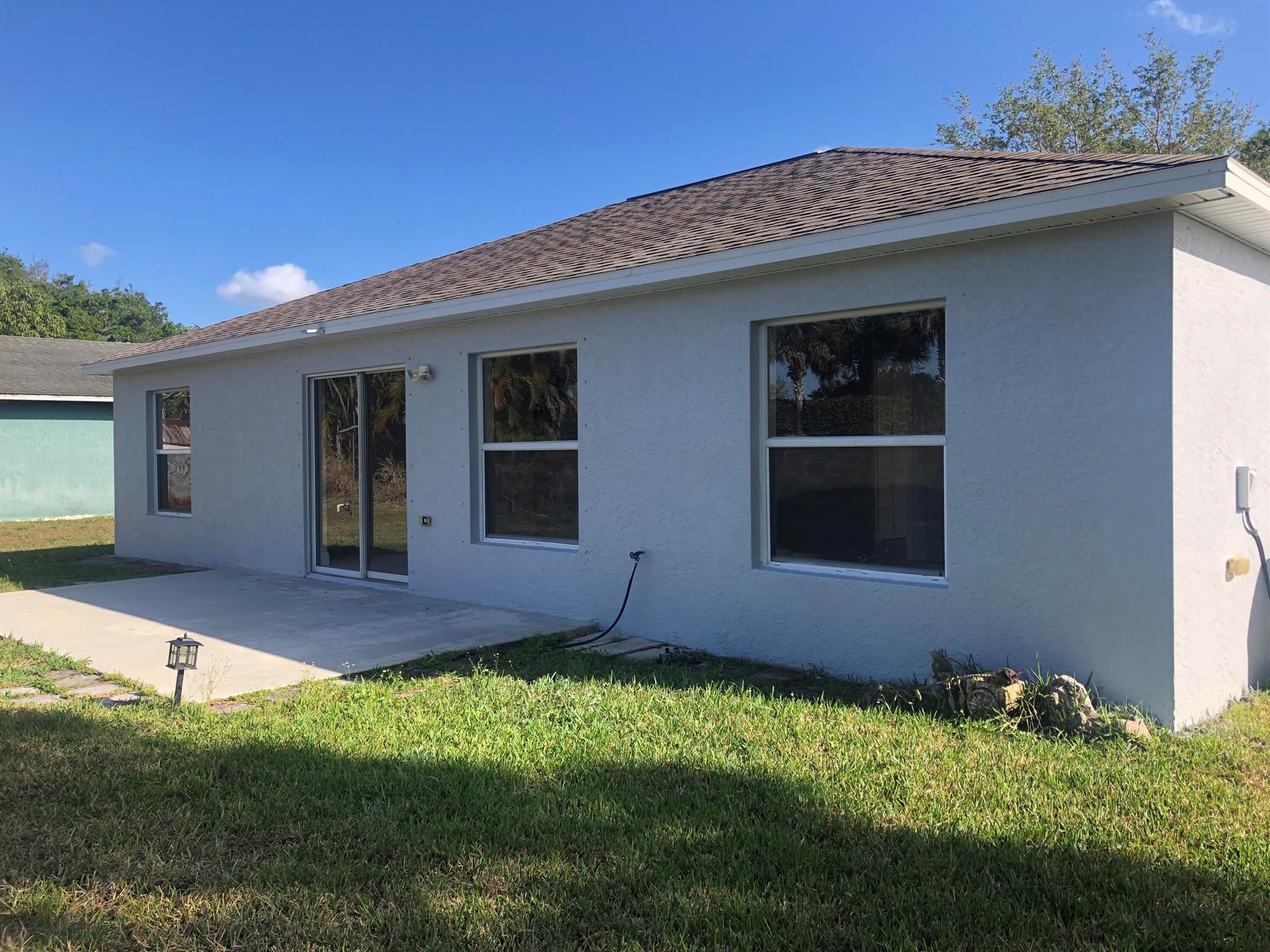 PORT ST LUCIE SECTION 4 - Residential Lease