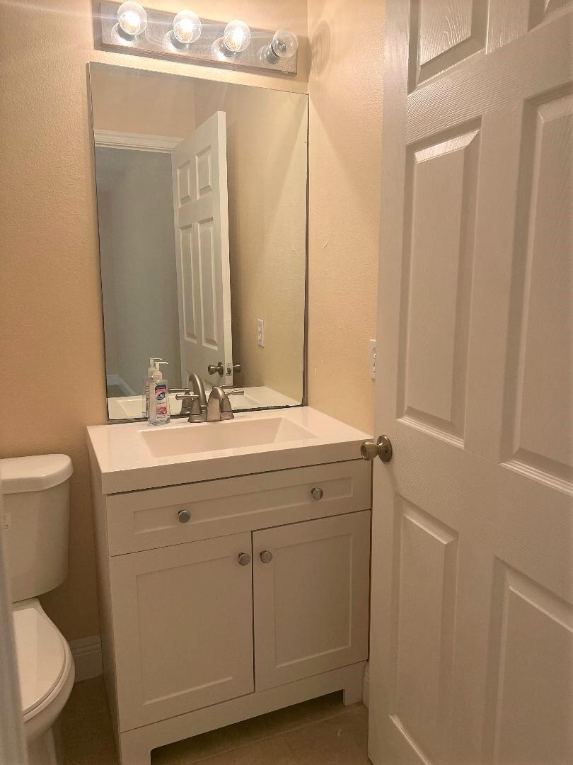 PORT ST LUCIE SECTION 4 - Residential Lease