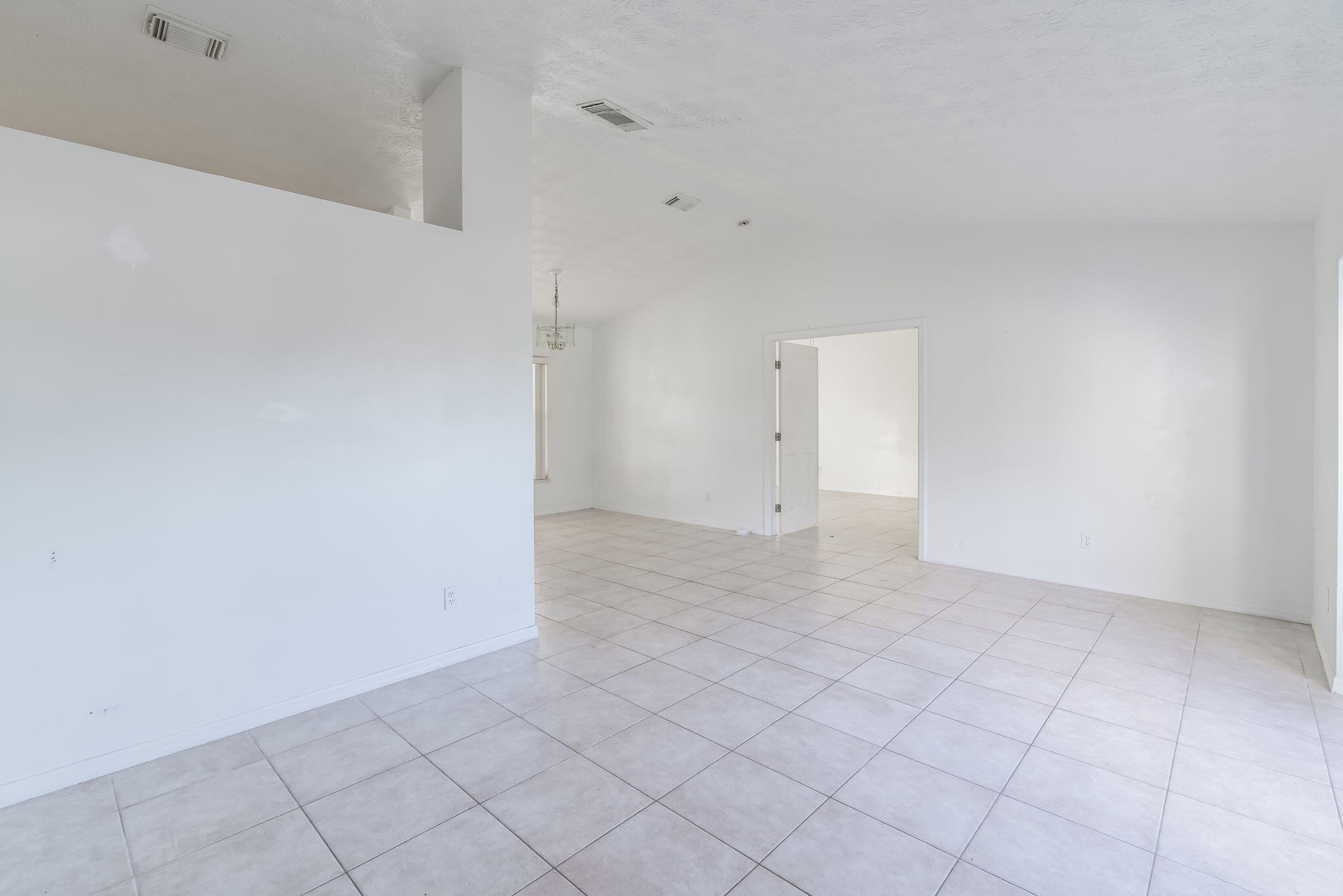 PORT ST LUCIE SECTION 4 - Residential