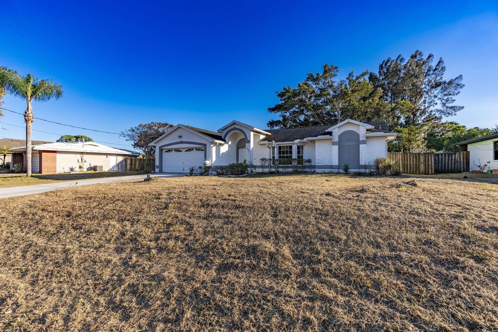 Photo of 298 SW Eyerly Avenue, Port Saint Lucie, FL 34953 (MLS # R11162973)
