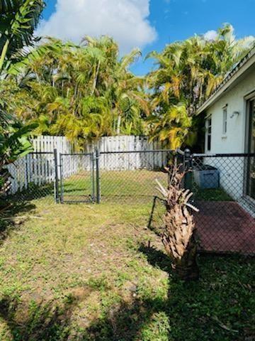 SHENANDOAH SECTION FOUR 1 - Residential Lease