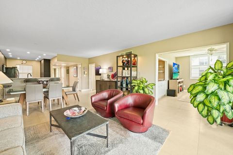 555 Oaks Ln 112 Pompano Beach FL 33069