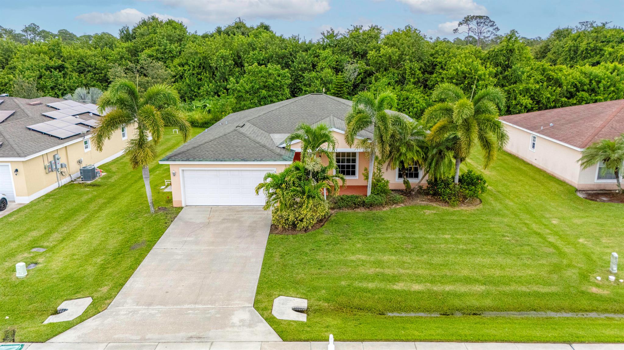 Spacious 4BR, 2.5BA home in the private, Las Palmas community! a small community with a dead end street Featuring an Bright and open floor plan, in over 2,000 sqft, perfect for comfortable family living and entertaining. Enjoy a generously sized kitchen with ample counter space. The master suite offers a relaxing retreat with a walk-in closet and en-suite bathroom featuring dual vanities, a soaking tub, and a separate shower. Three additional bedrooms provide flexibility for family, guests, or a home office. and a peaceful backyard. Close to shopping plazas and minutes away from the beach. The Low HOA covers lawn maintenance and 24/7 surveillance. ✨ Don't miss this beautiful home--schedule your showing today!