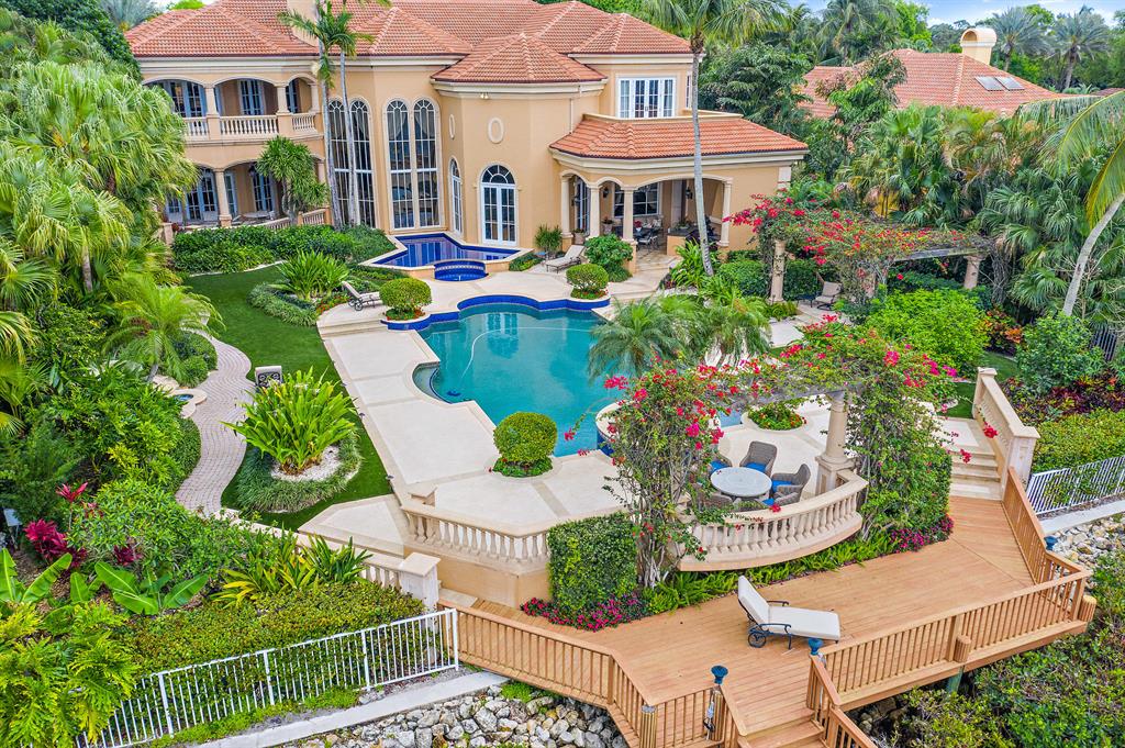 Admirals Cove - Residential
