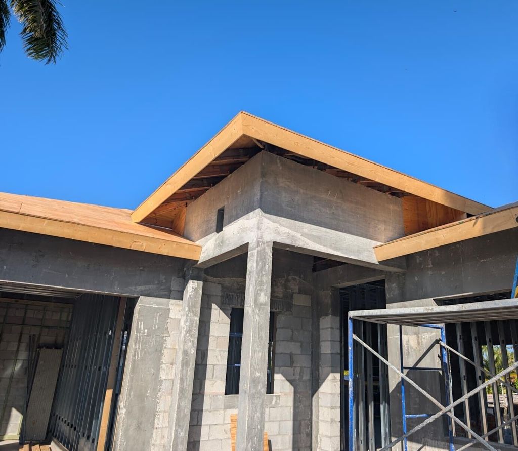 Photo of 610 SE 5th Avenue, Pompano Beach, FL 33060 (MLS # B26006949)