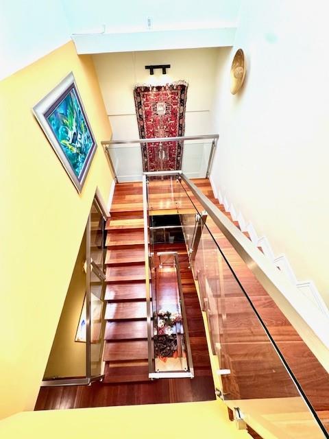 TOWERS OF QUAYSIDE - Residential