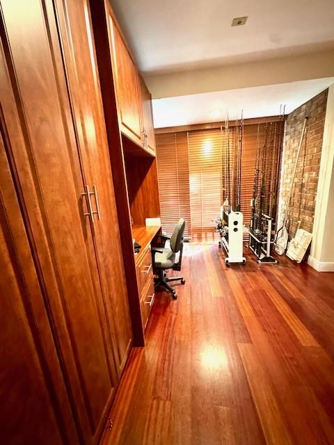 TOWERS OF QUAYSIDE - Residential