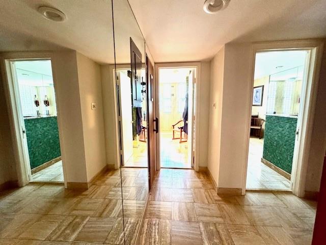 TOWERS OF QUAYSIDE - Residential