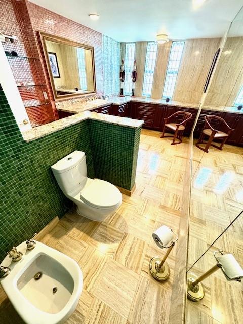 TOWERS OF QUAYSIDE - Residential