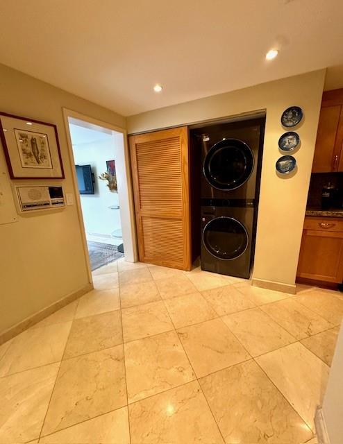 TOWERS OF QUAYSIDE - Residential