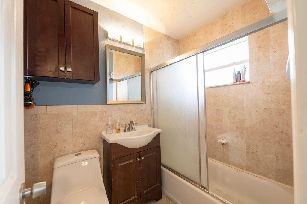 Dolphin Isles - Residential Income