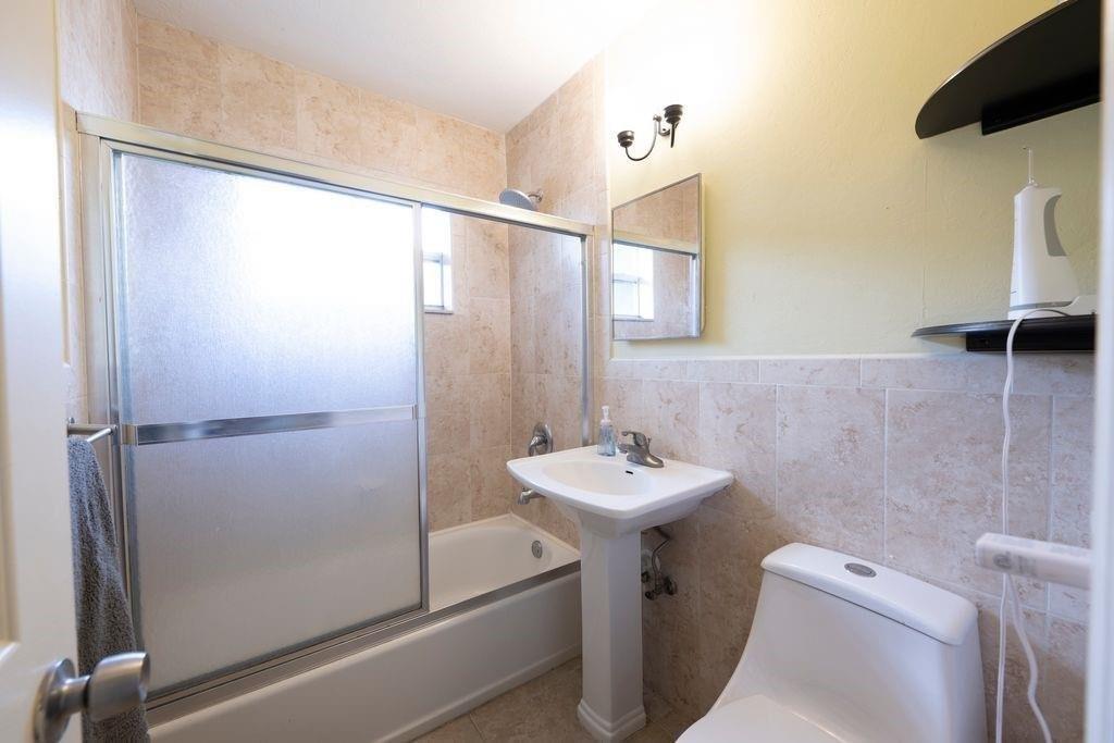 Dolphin Isles - Residential Income