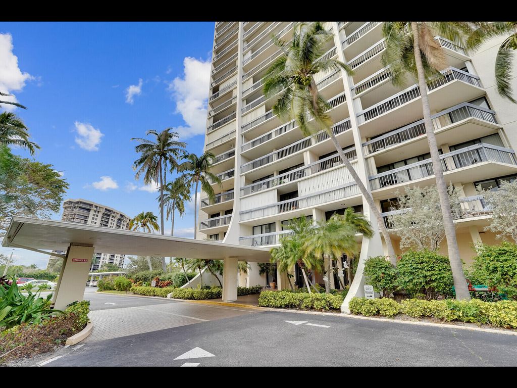 Photo of 2400 Presidential Way #401, West Palm Beach, FL 33401 (MLS # B26016094)