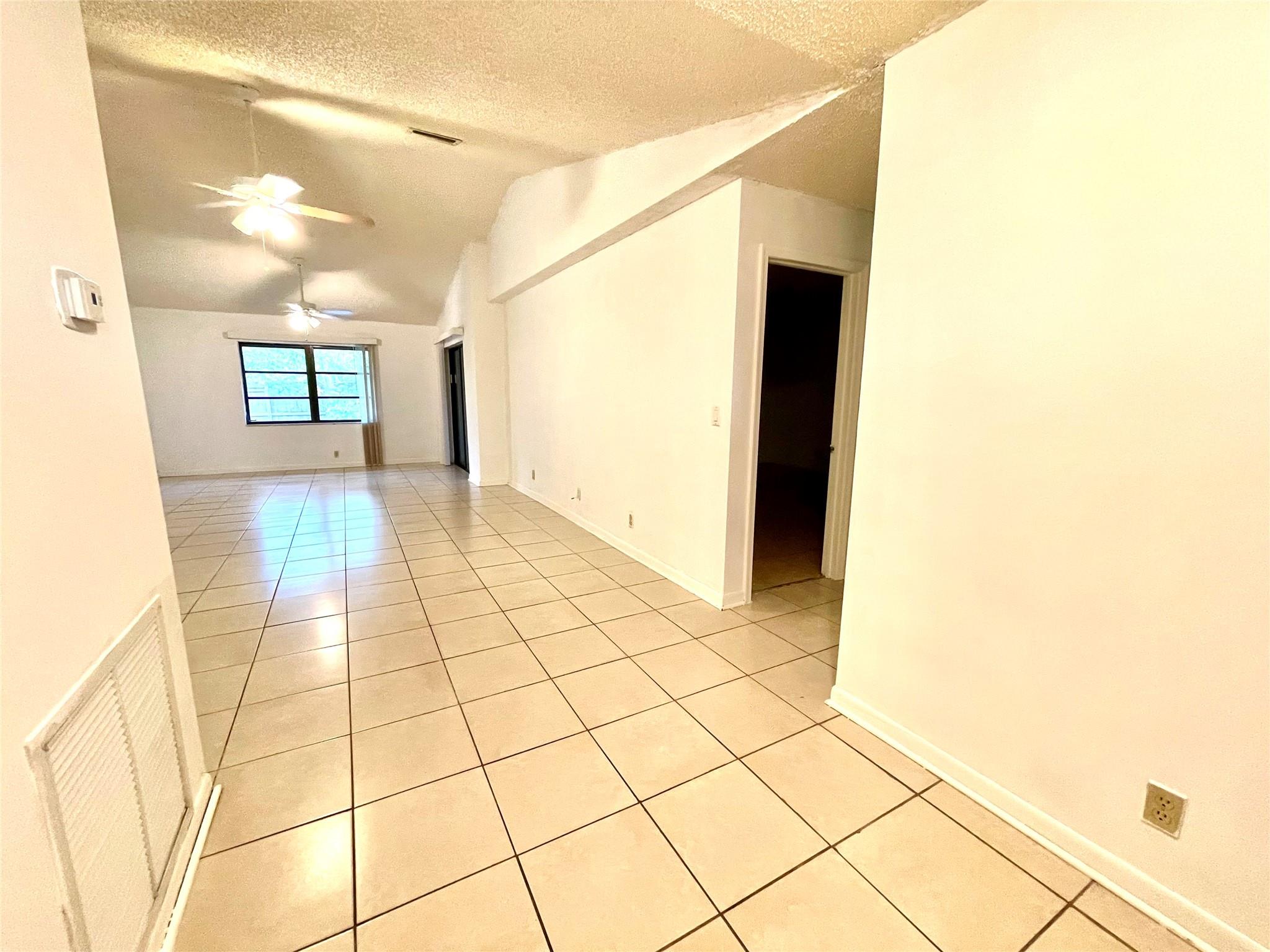 Springtree West - Residential Lease