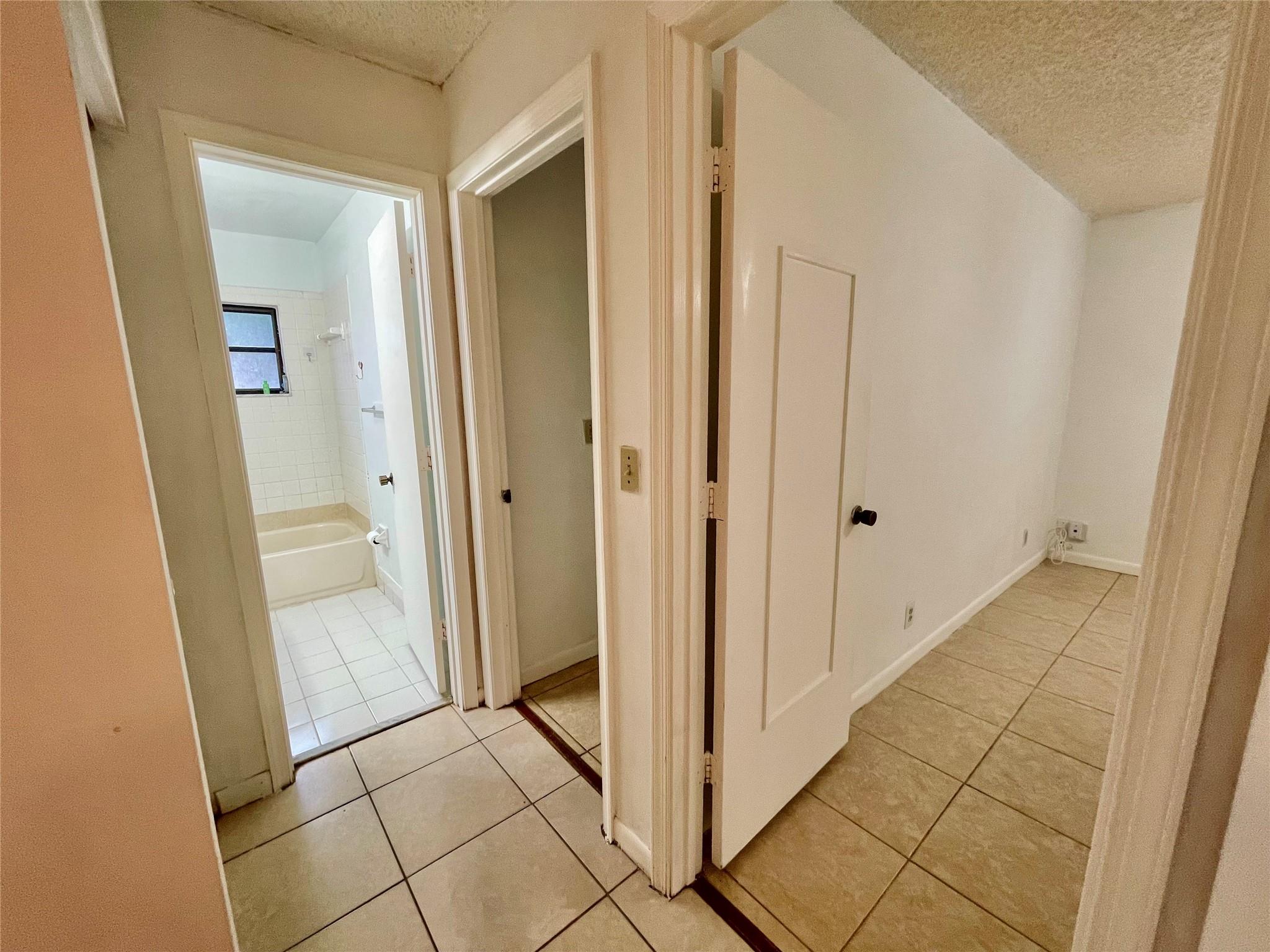 Springtree West - Residential Lease