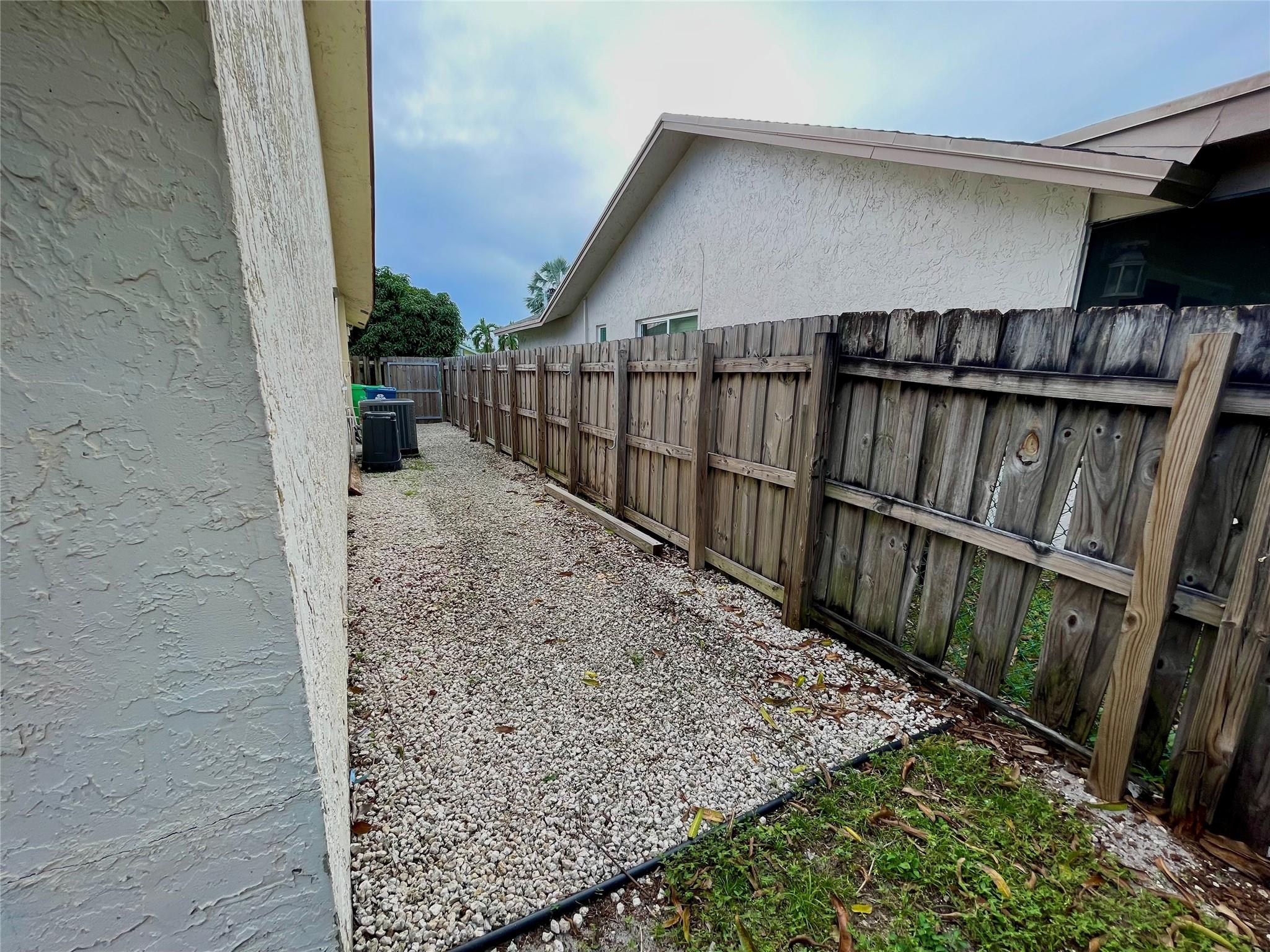 Springtree West - Residential Lease