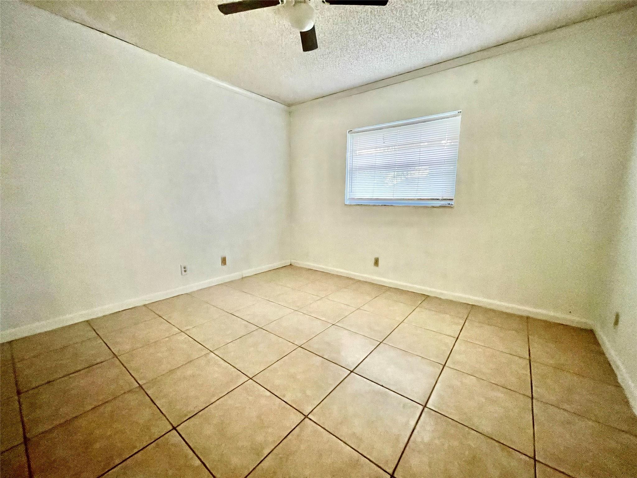 Springtree West - Residential Lease