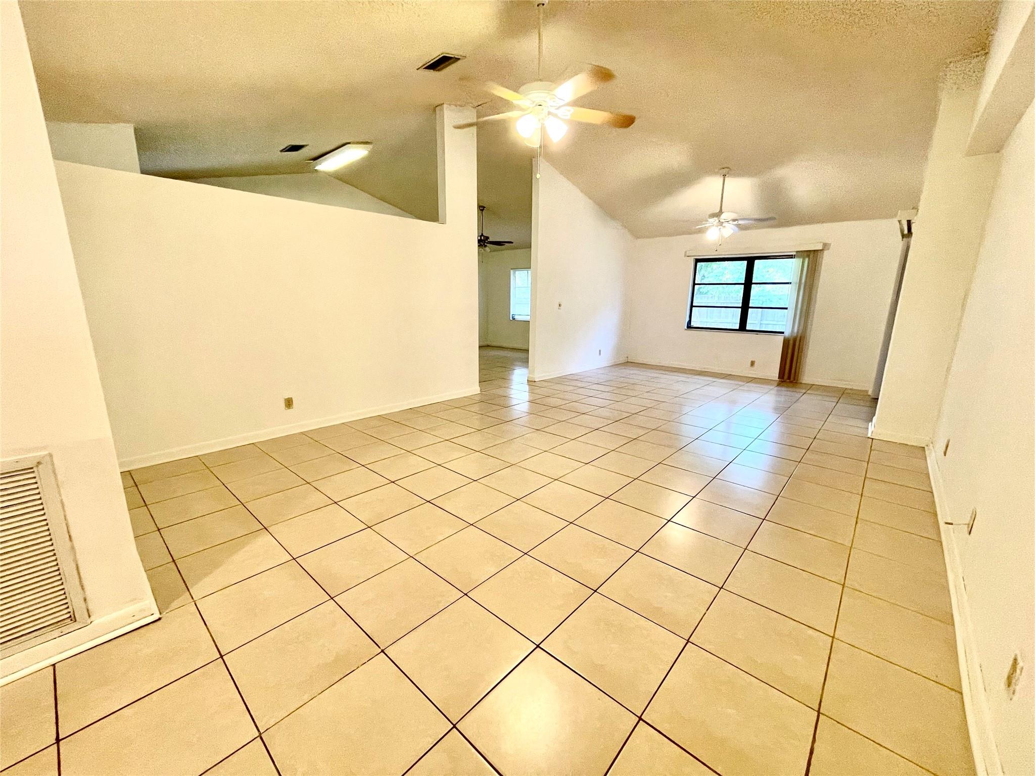 Springtree West - Residential Lease