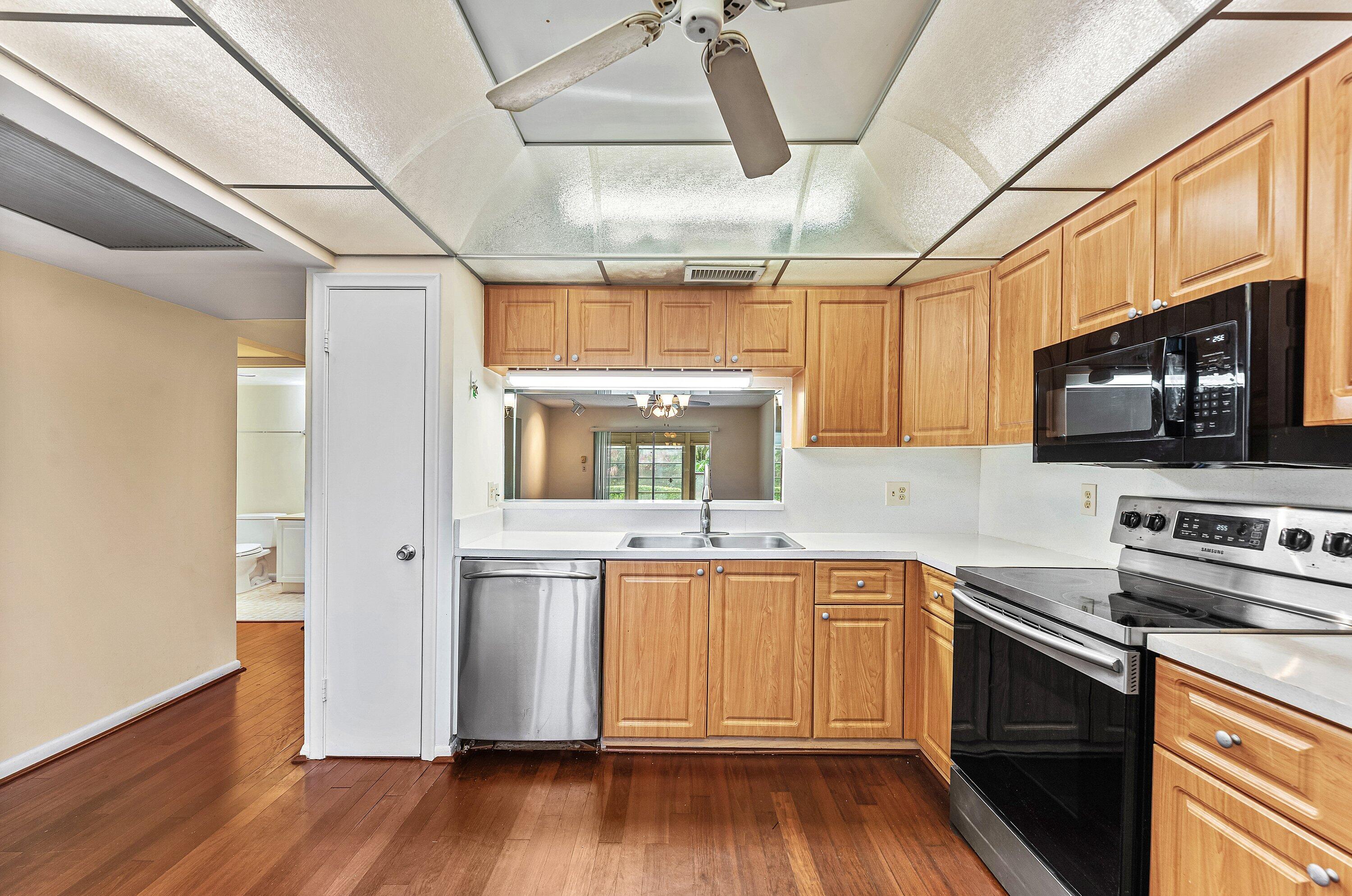 WYNMOOR ARUBA VILLAGE A CONDO - Residential