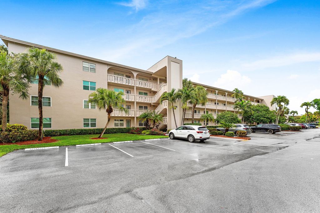 Photo of 3301 Aruba Way #C1, Coconut Creek, FL 33066 (MLS # B26018357)
