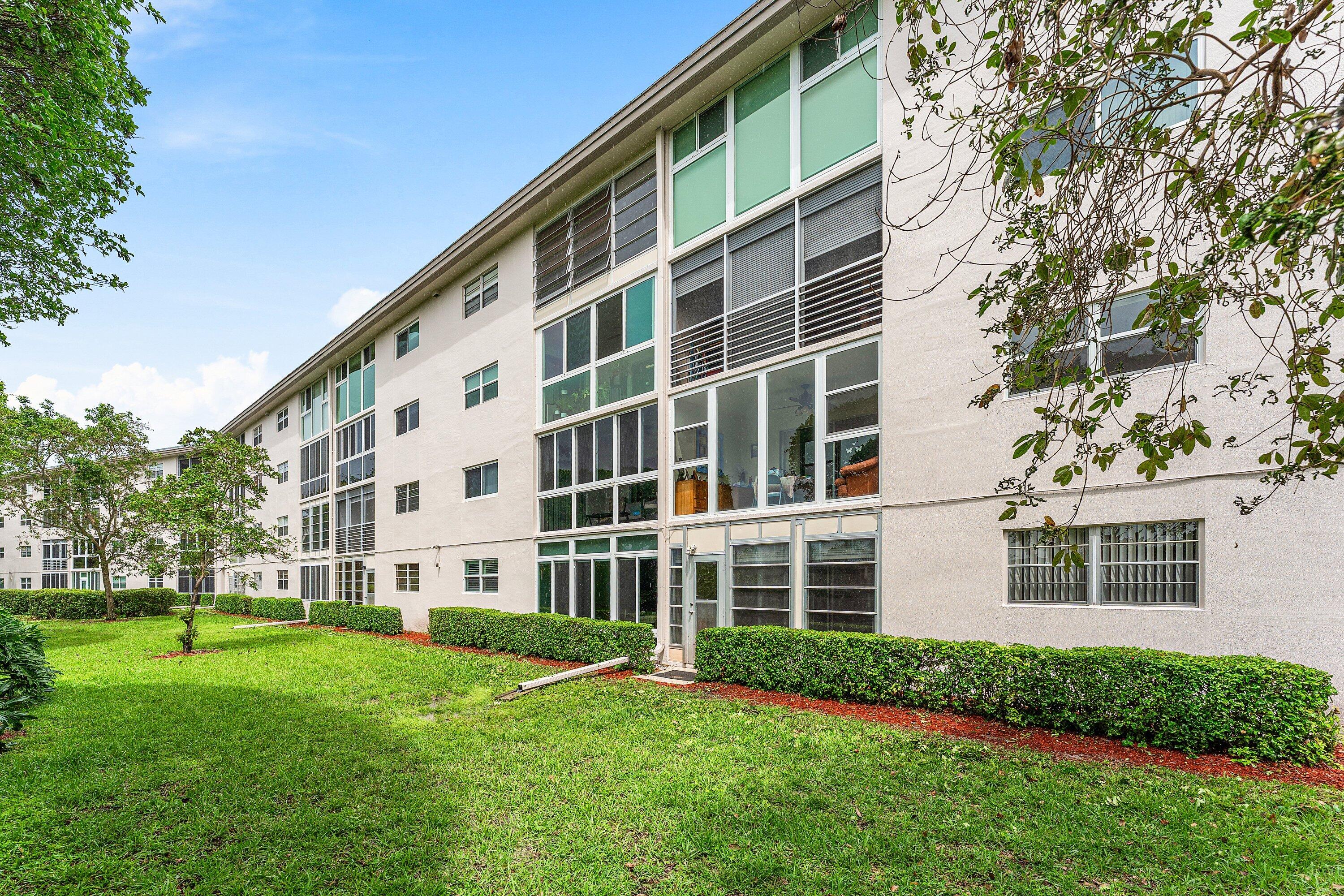 WYNMOOR ARUBA VILLAGE A CONDO - Residential