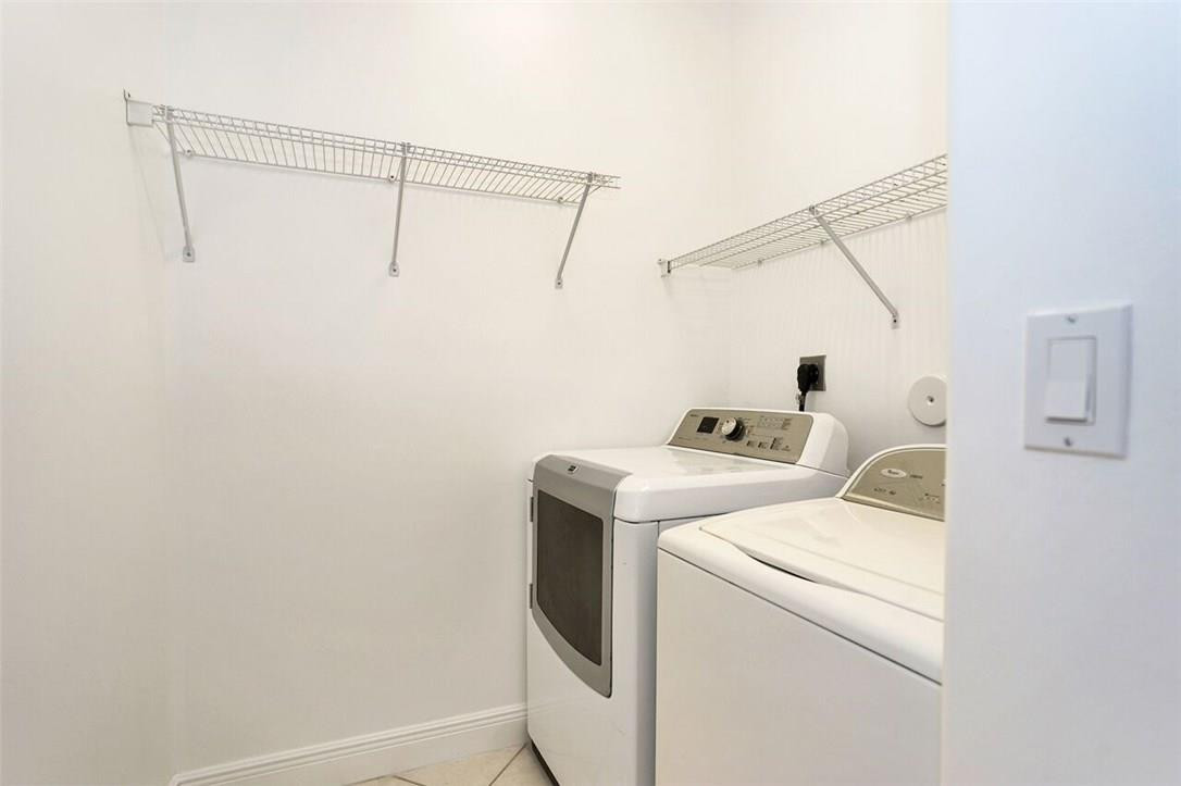 Heron Bay Four 160-1 B - Residential