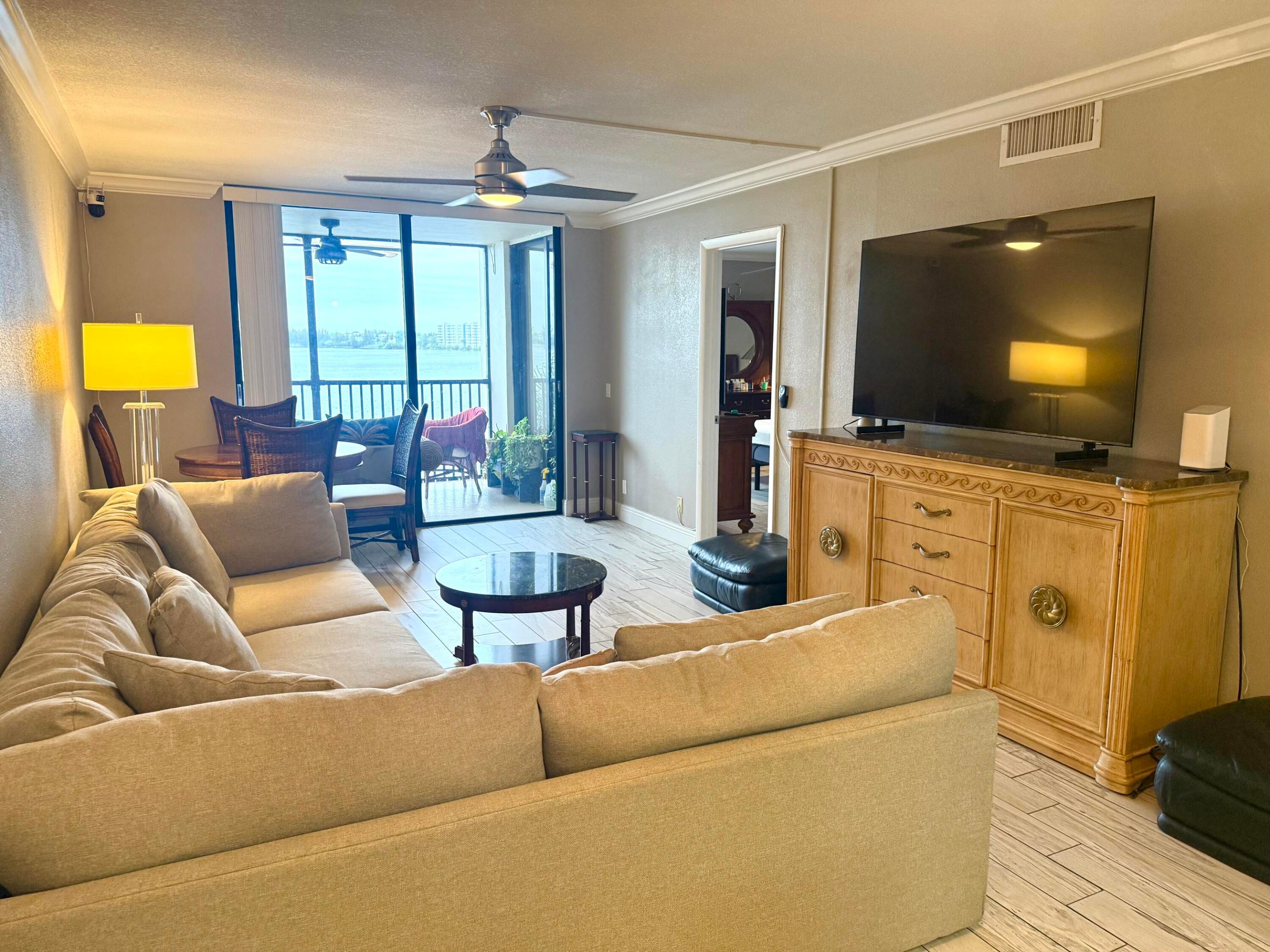 LAKE EMERALD CONDOMINIUM NO - Residential Lease