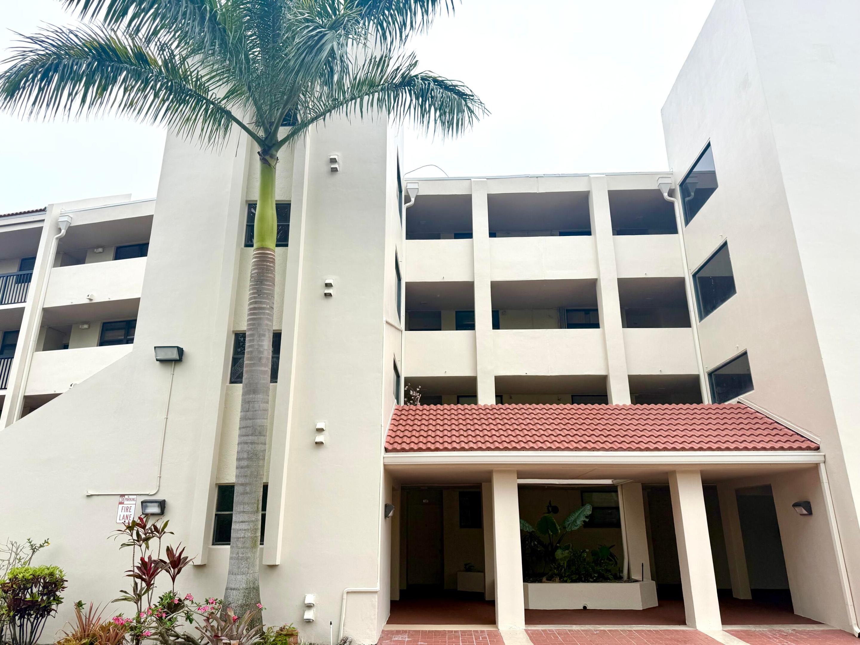 LAKE EMERALD CONDOMINIUM NO - Residential Lease