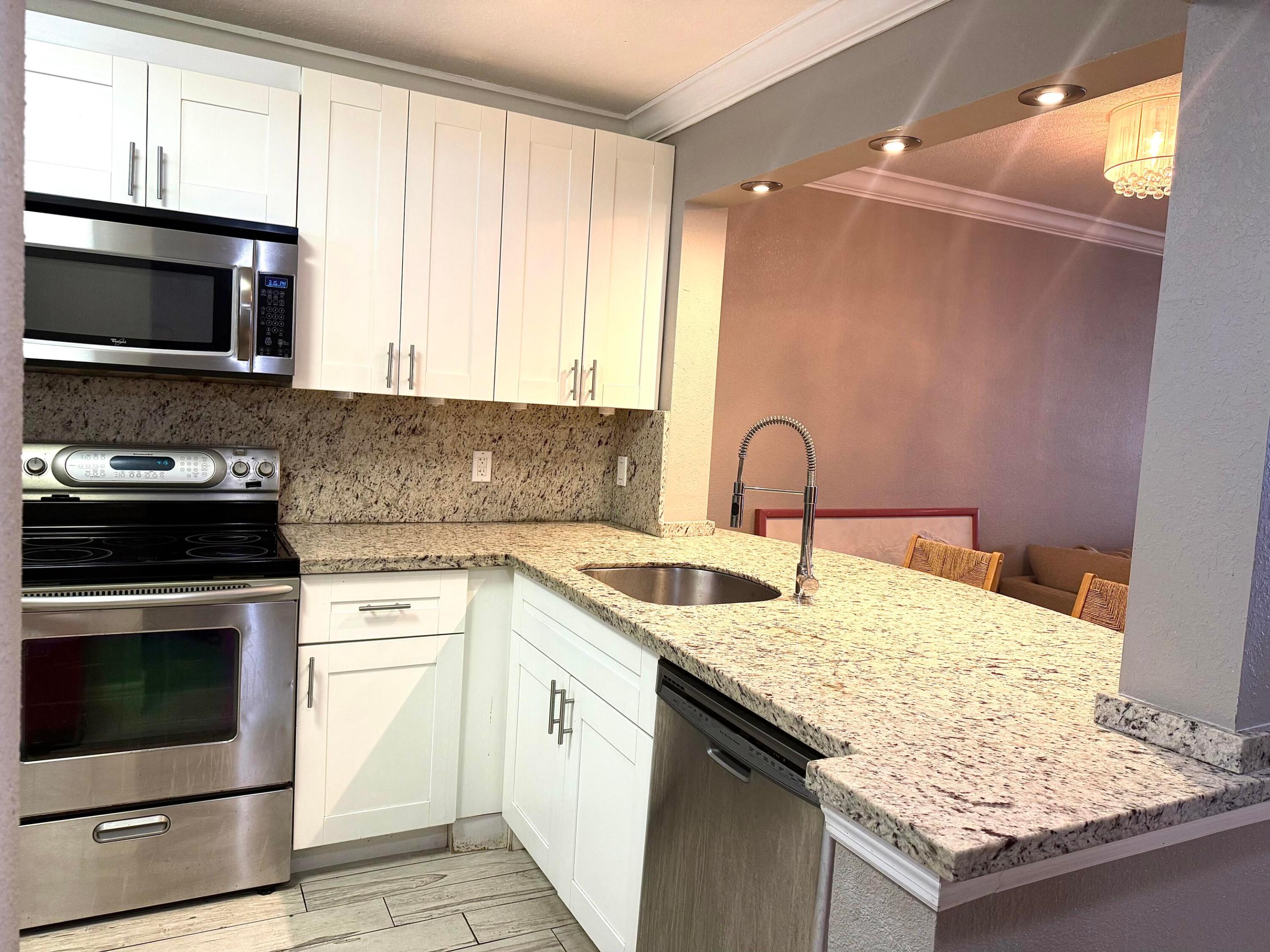 LAKE EMERALD CONDOMINIUM NO - Residential Lease