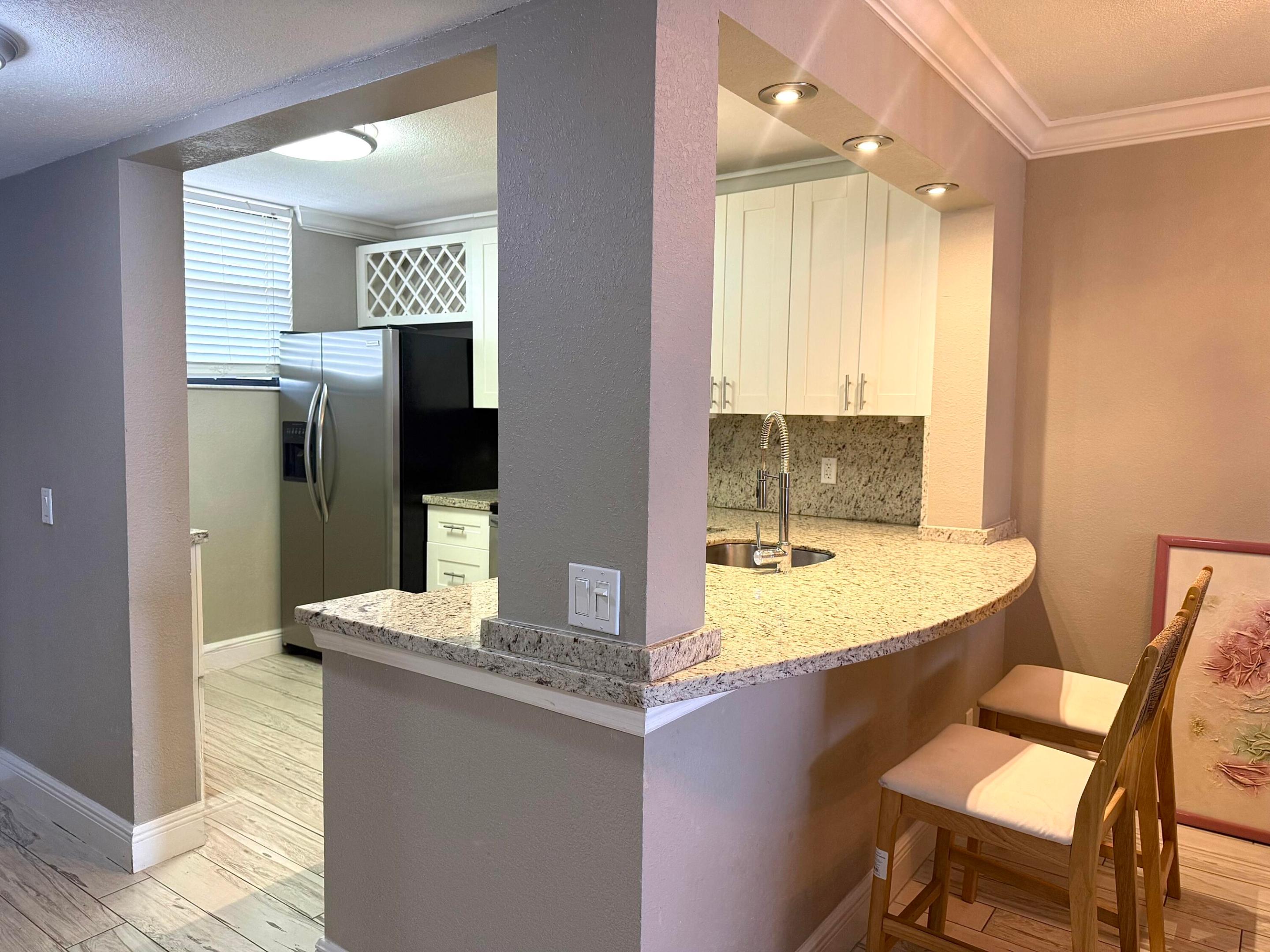 LAKE EMERALD CONDOMINIUM NO - Residential Lease