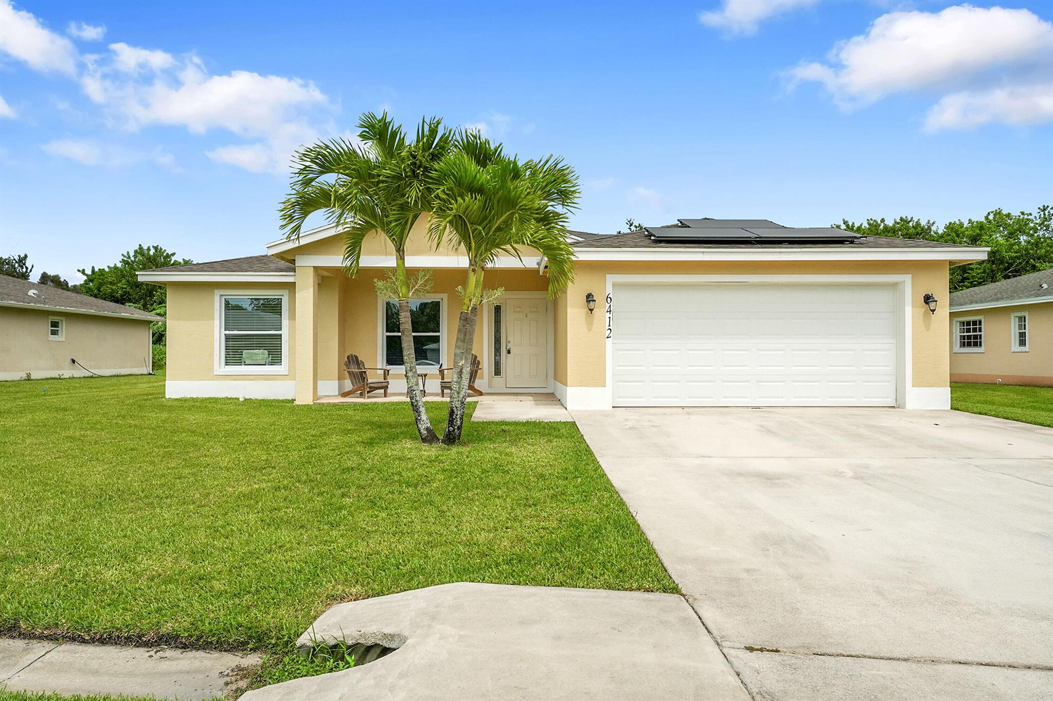 6412 Las Palmas Way, Port St Lucie, FL, 34952/$409,000 2 6412 Las Palmas Way
