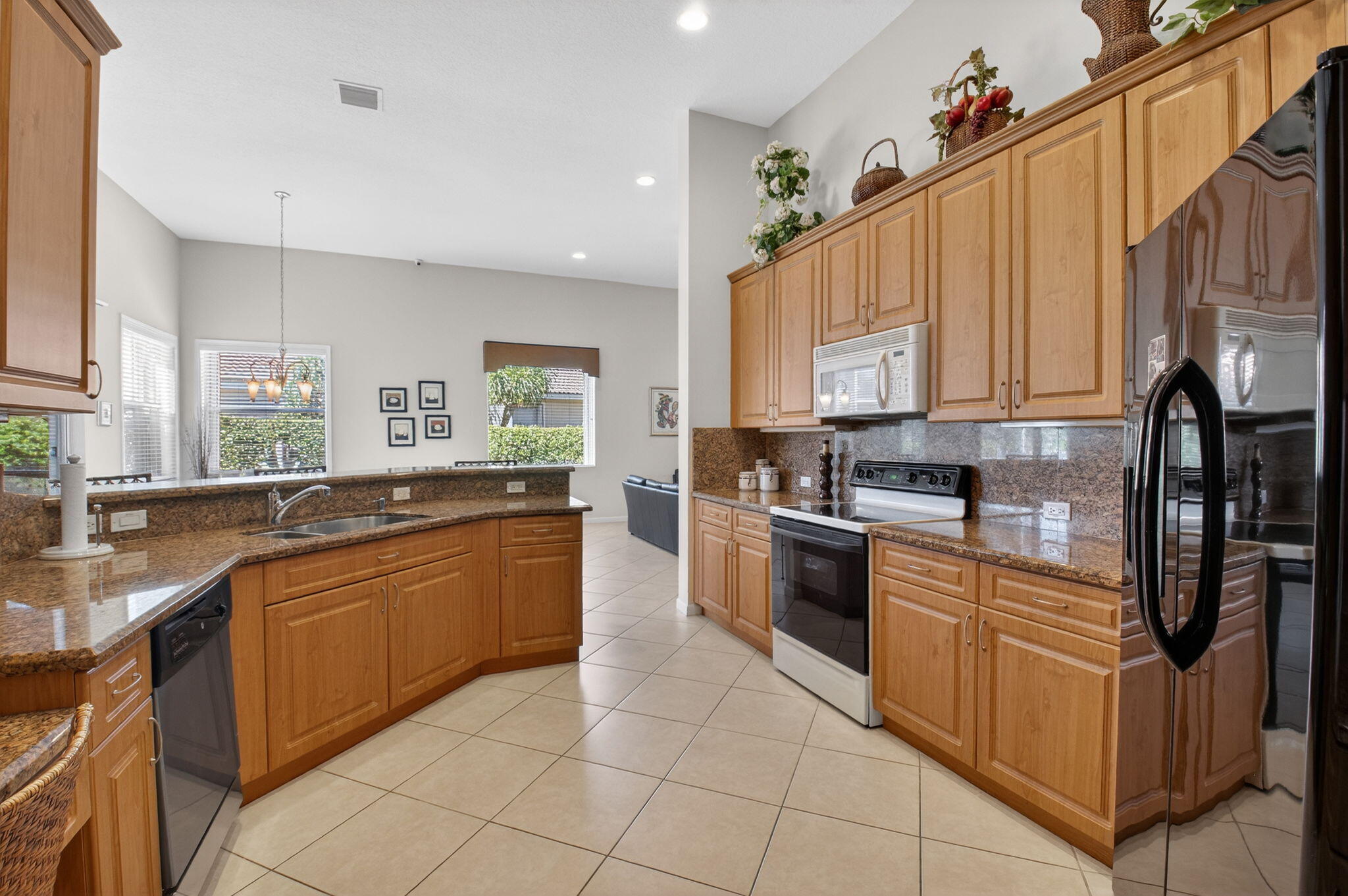 AVALON  ESTATES - Residential