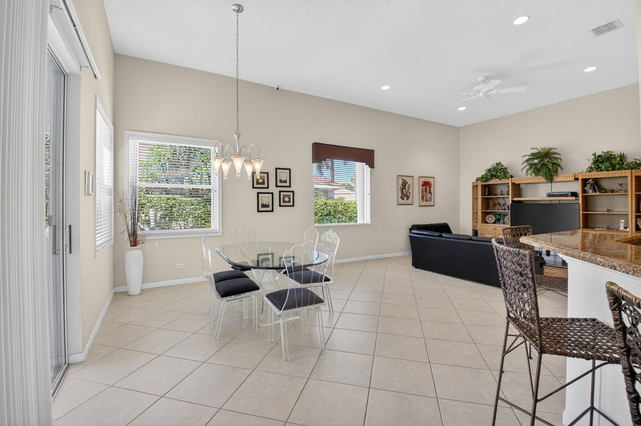 AVALON  ESTATES - Residential