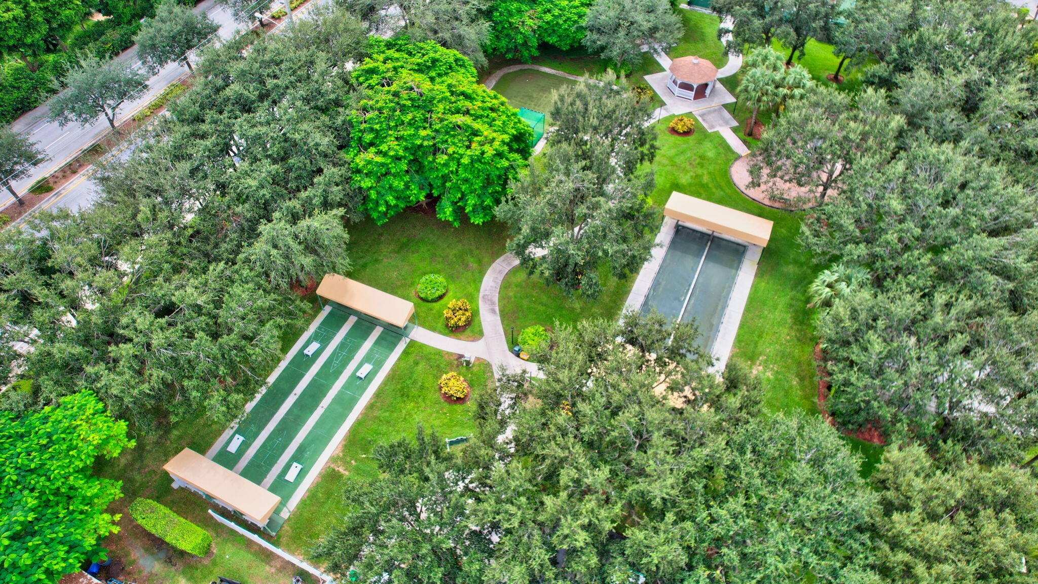 AVALON  ESTATES - Residential