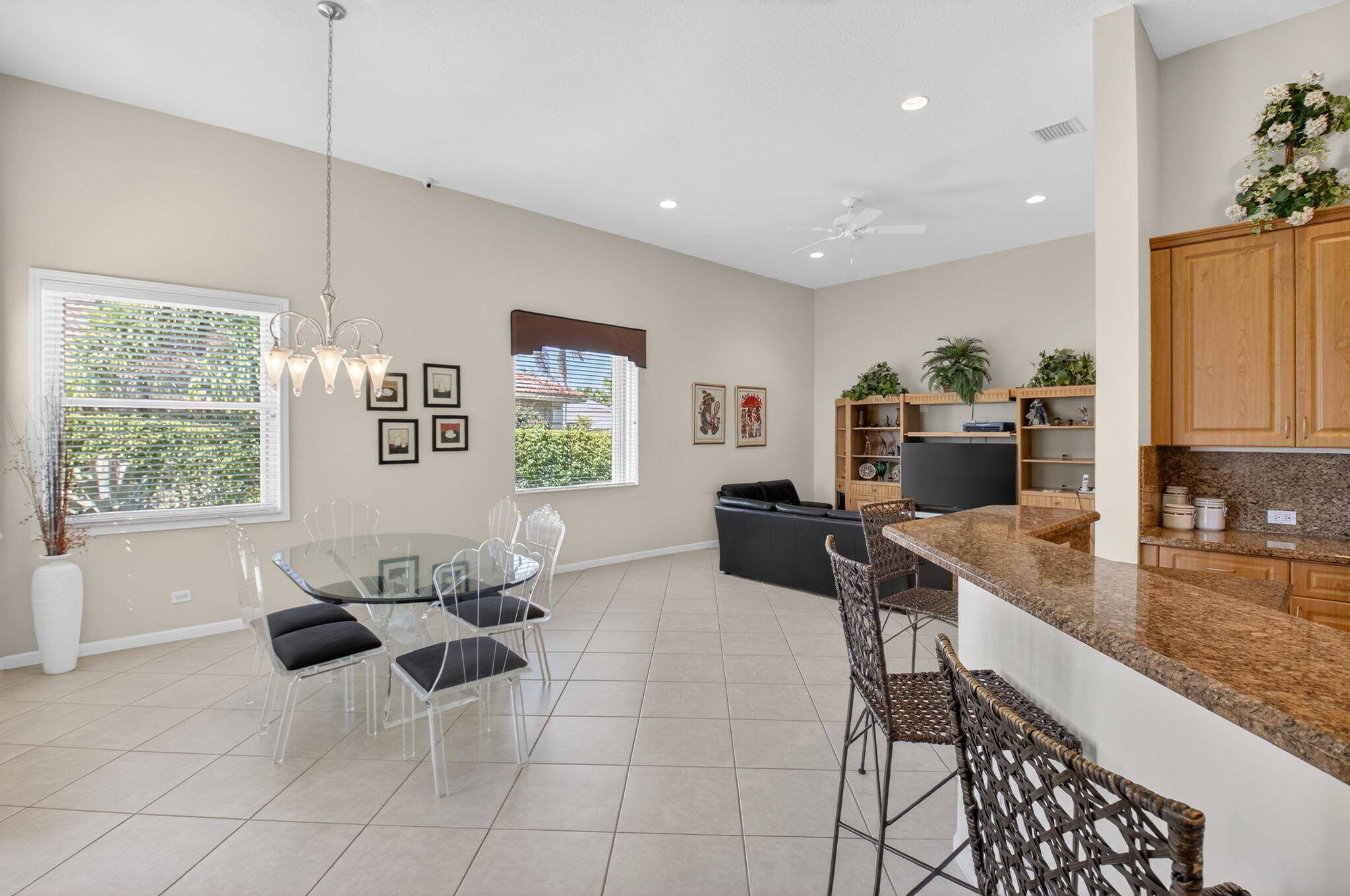 AVALON  ESTATES - Residential