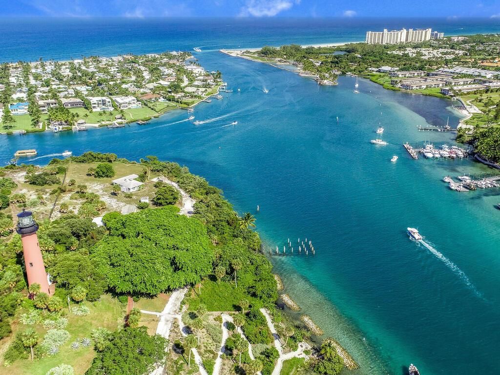 Photo of 1748 Jupiter Cove Drive Dr #221, Jupiter, FL 33469 (MLS # R10830422)