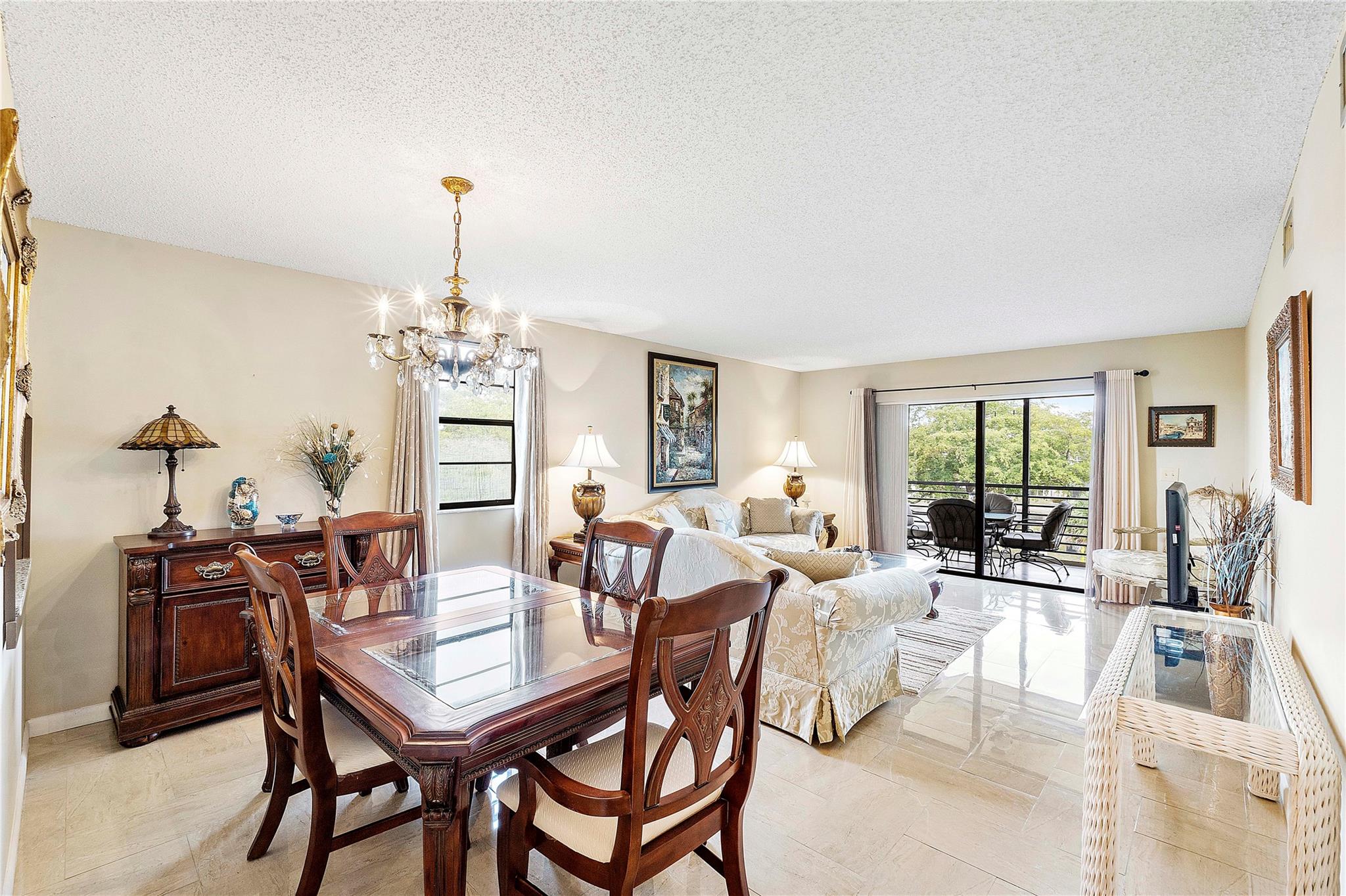 4940 E Sabal Palm Blvd 408