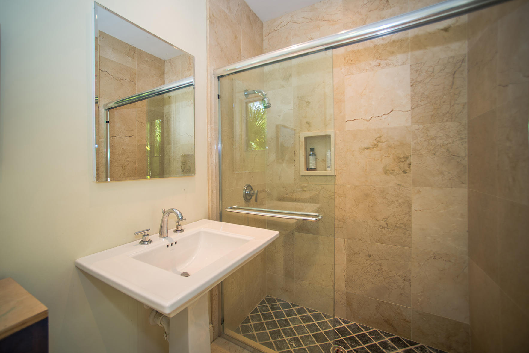 BAHAMA - Residential