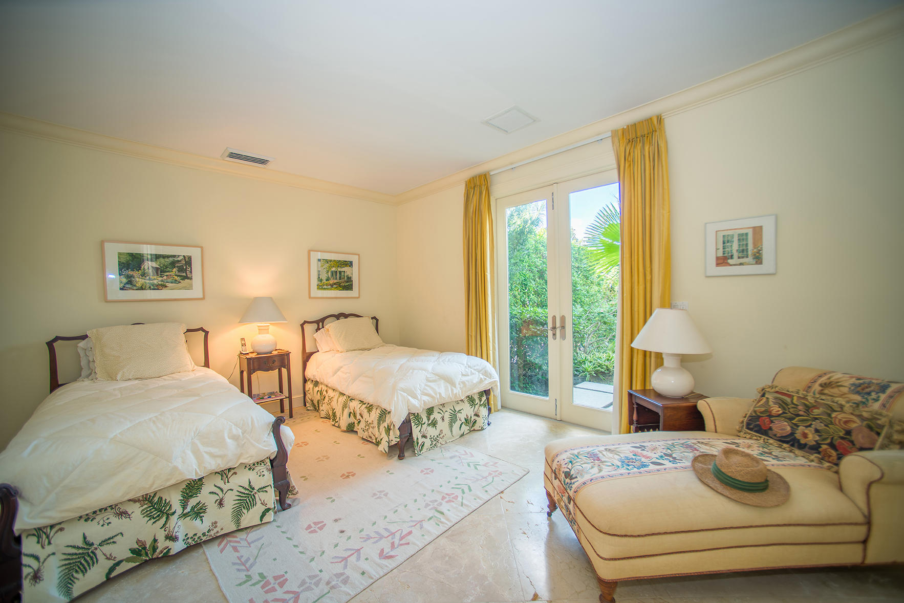 BAHAMA - Residential