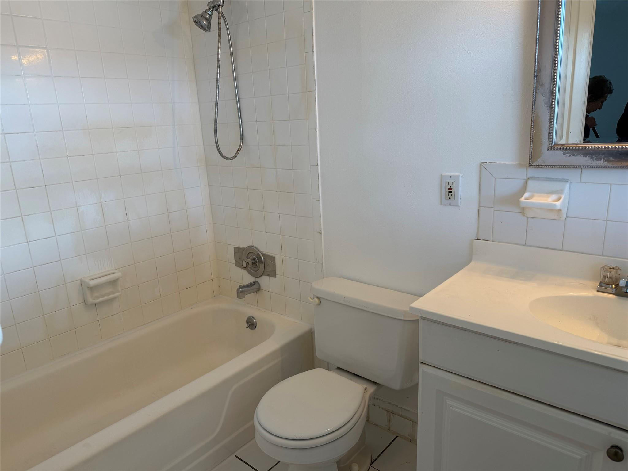 WILTON PLACE - Residential