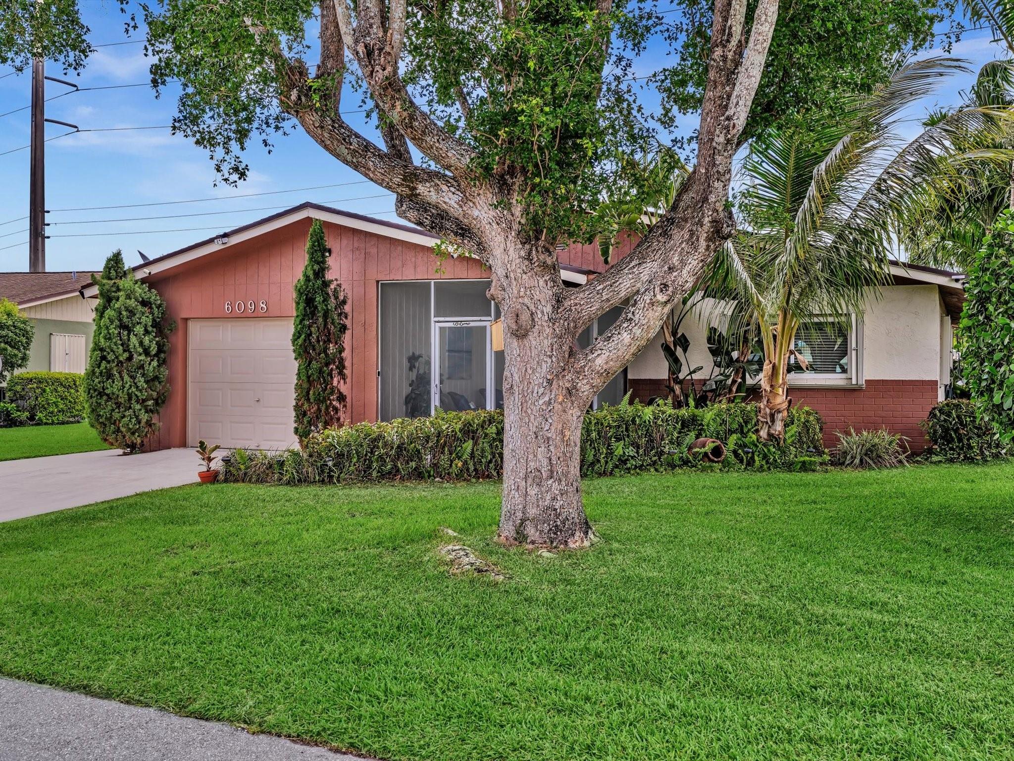 Delray Villas 05 - Residential